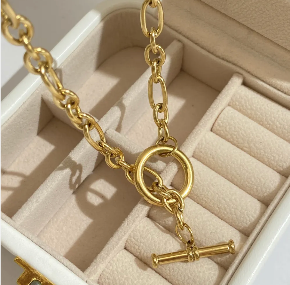 Jayden Chain Link Toggle Necklace