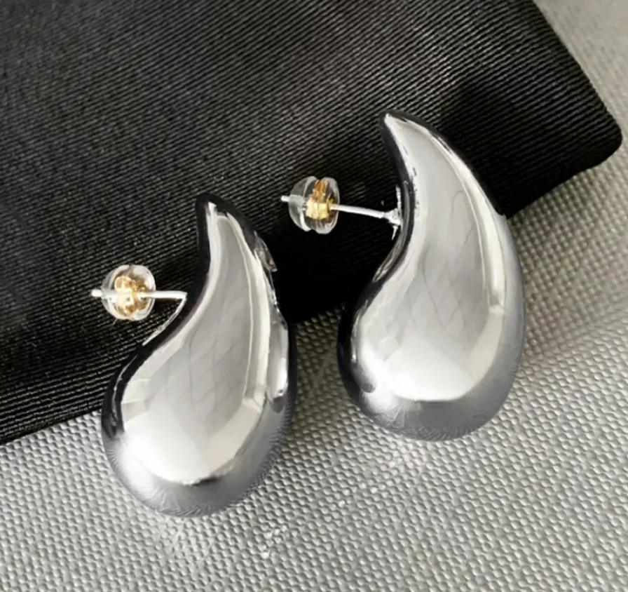 Stella Drop Earrings