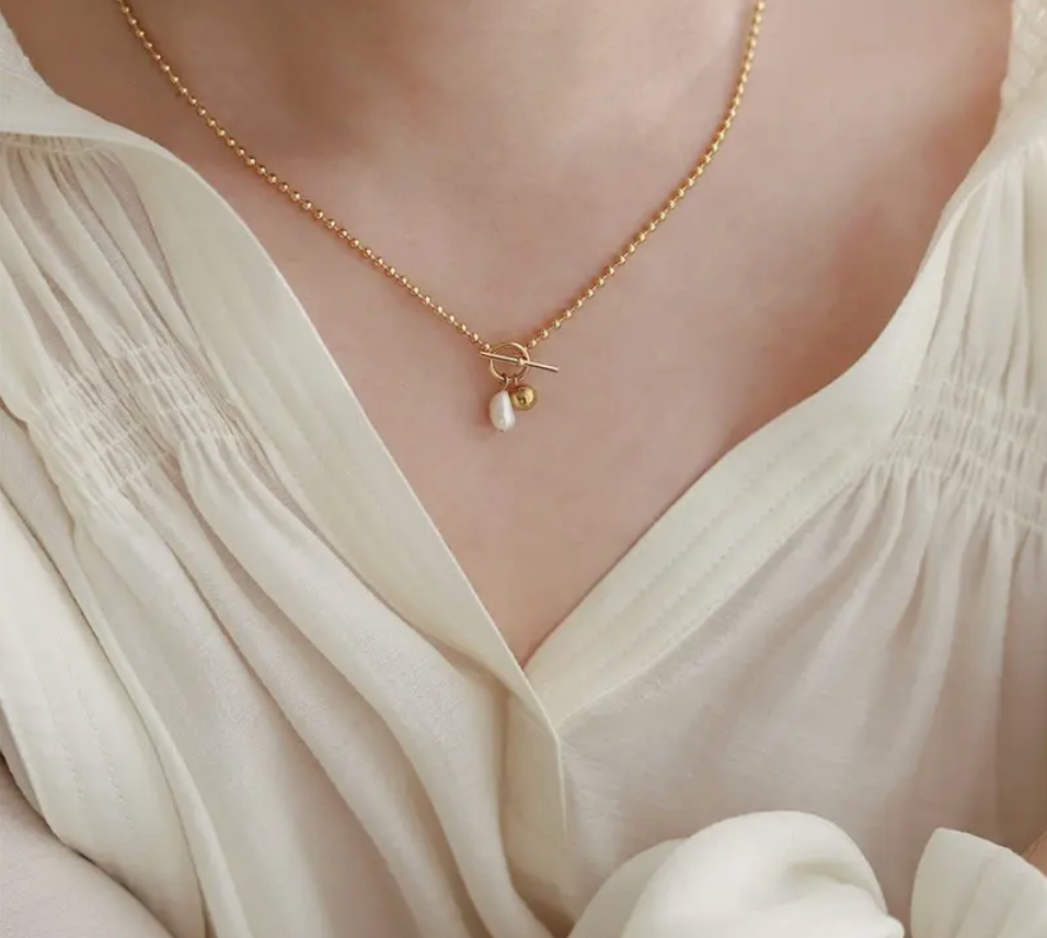 Phoebe Freshwater Pearl Toggle Necklace