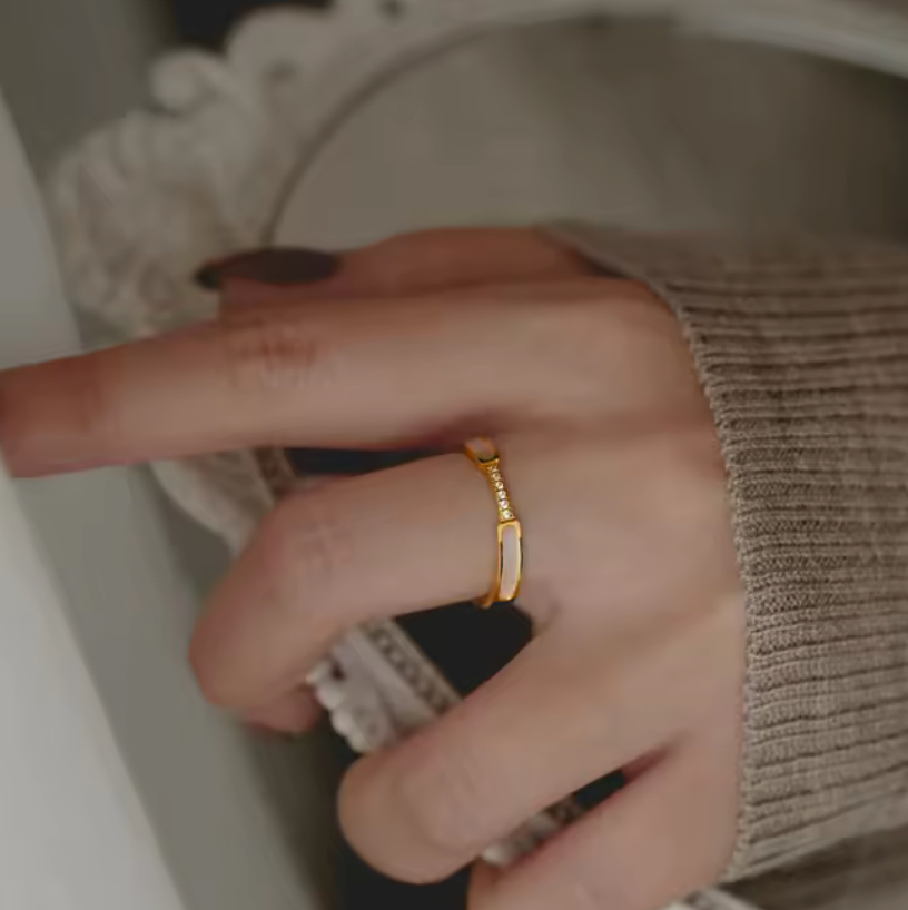 Piper CZ & Shell Ring