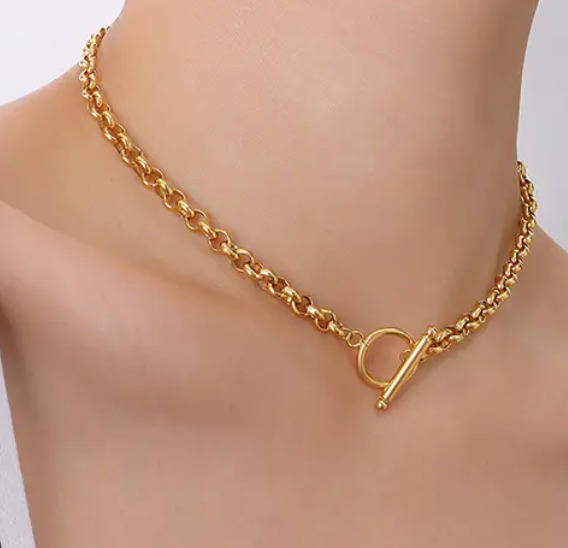 Mila Rolo Chain Choker