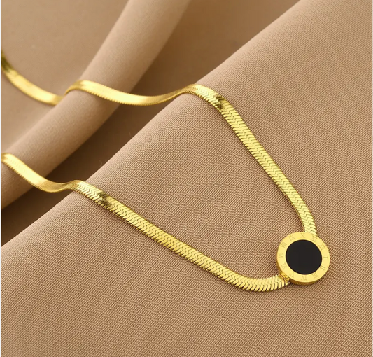 Elma Necklace